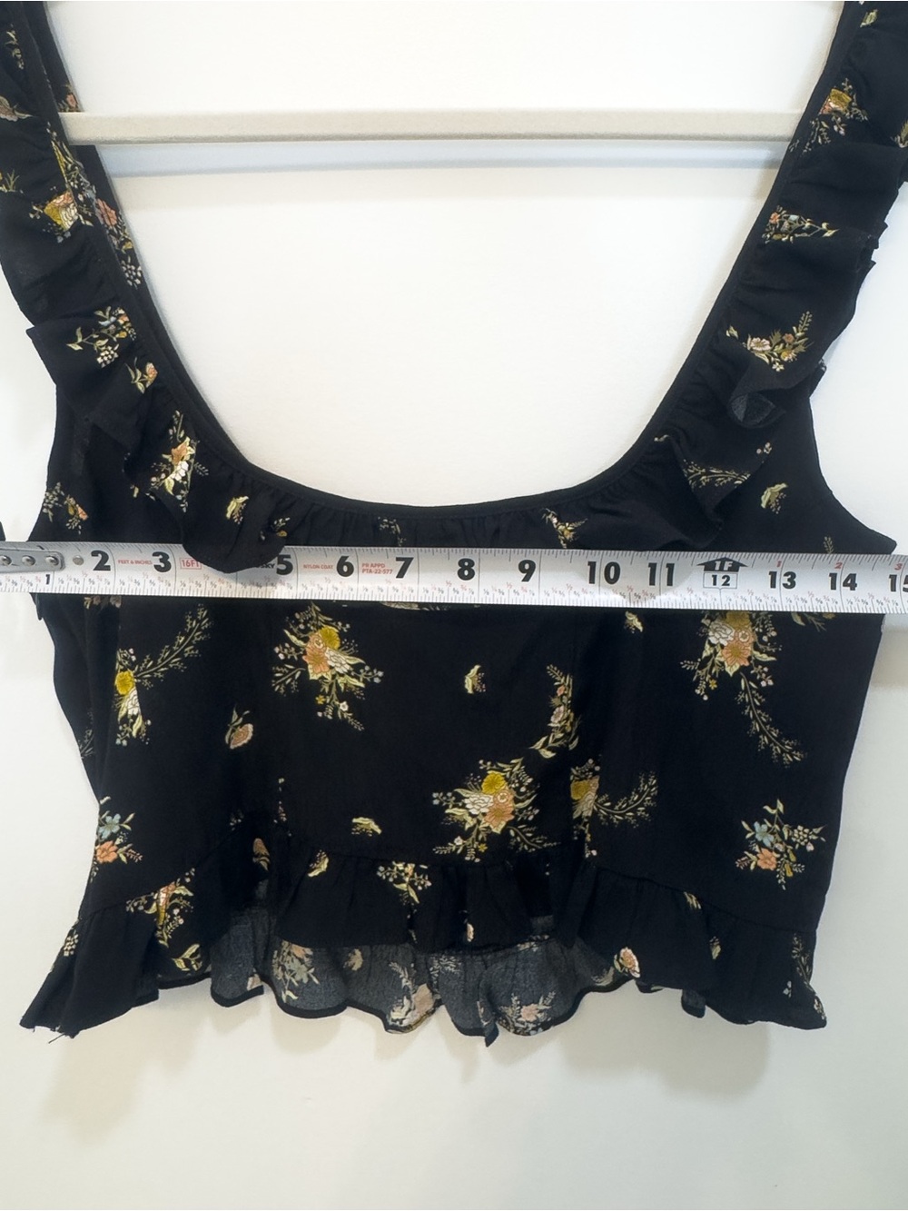 Urban Outfitters Black Floral Ruffle Crop Top - Picture 6 of 7